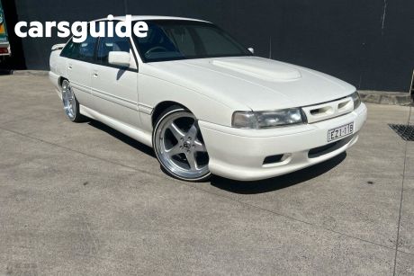 White 1989 Holden Commodore Sedan Executive