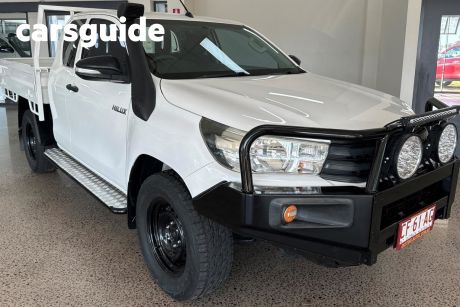White 2017 Toyota Hilux X Cab Cab Chassis Workmate (4X4)