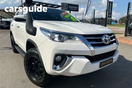 White 2019 Toyota Fortuner Wagon GXL