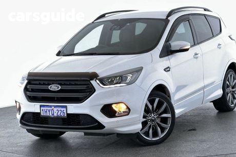 White 2019 Ford Escape Wagon ST-Line (awd)
