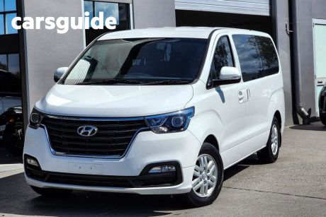White 2018 Hyundai Imax Wagon Active