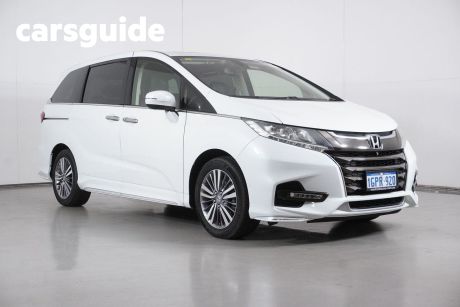 White 2018 Honda Odyssey Wagon VTI-L