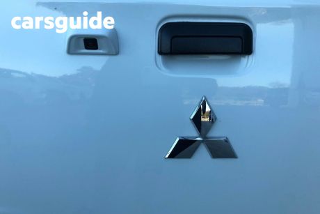 White 2019 Mitsubishi Triton Double Cab Pick Up GLX Plus (4X4)