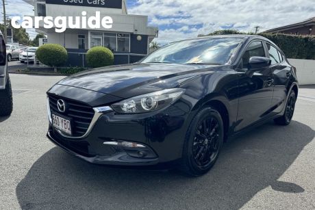 Black 2018 Mazda 3 Hatchback Maxx Sport