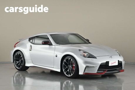 Silver 2018 Nissan 370Z Coupe Nismo