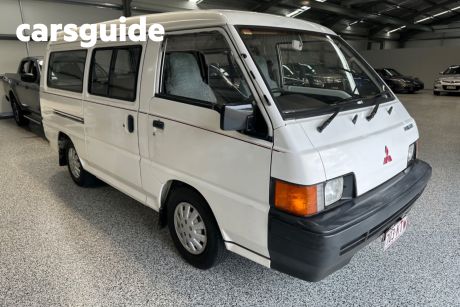 White 1989 Mitsubishi Express Van SWB