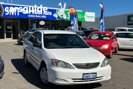 White 2004 Toyota Camry OtherCar Altise MCV36R