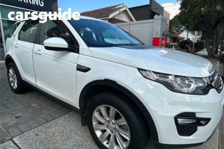 White 2015 Land Rover Discovery Sport Wagon SD4 SE