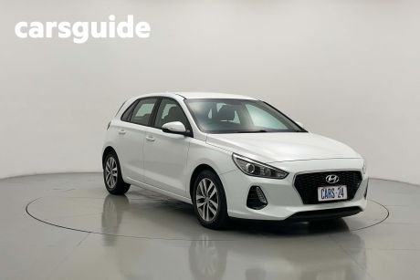 White 2017 Hyundai i30 Hatchback Active