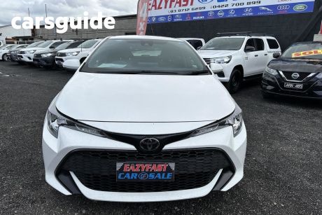 White 2019 Toyota Corolla Sedan Ascent Sport