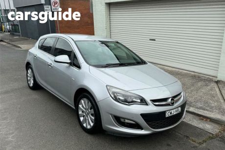 Silver 2012 Opel Astra Hatchback 1.6 Select