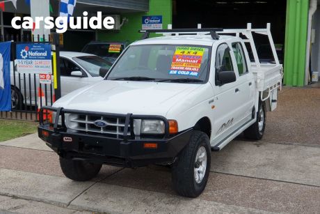White 2001 Ford Courier Crew Cab Chassis GL (4X4)