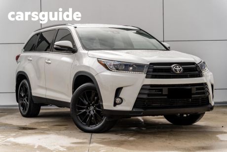 White 2019 Toyota Kluger Wagon GXL Black Edition (awd)
