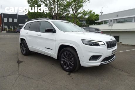 White 2020 Jeep Cherokee Wagon S-Limited