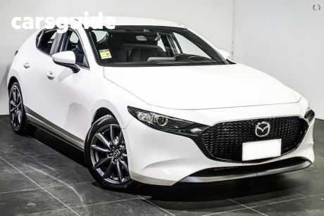 White 2023 Mazda Mazda3 Sedan G25 Evolve SP