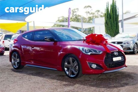 Red 2013 Hyundai Veloster Hatch SR Coupe Turbo