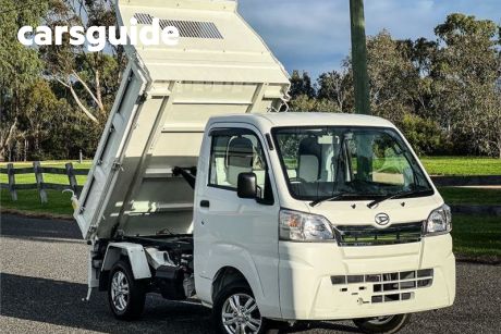 White 2019 Daihatsu Hi-jet Ute Tray Dump Truck
