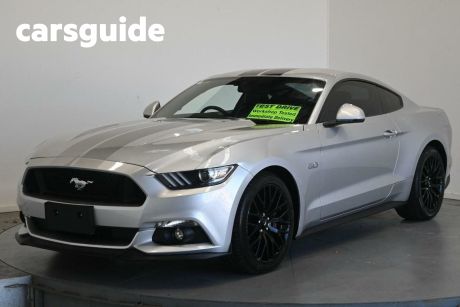Silver 2016 Ford Mustang Coupe Fastback GT 5.0 V8