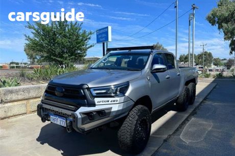 Silver 2020 Toyota Hilux Double Cab Chassis SR5 (4X4)