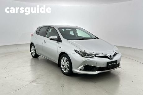 Silver 2018 Toyota Corolla Hatchback Ascent Sport (hybrid)