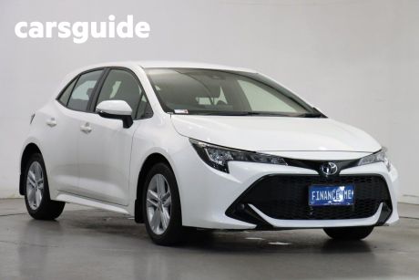White 2022 Toyota Corolla Hatchback Ascent Sport + Navigation