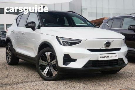 White 2022 Volvo XC40 Wagon Recharge Pure Electric