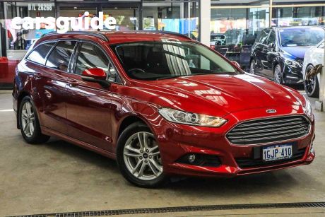 Red 2017 Ford Mondeo Wagon Ambiente