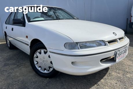 White 1995 Holden Commodore Sedan Executive