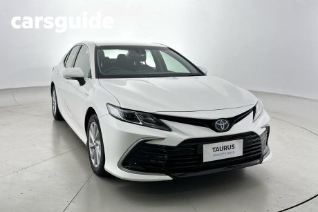 White 2022 Toyota Camry Sedan Ascent Hybrid