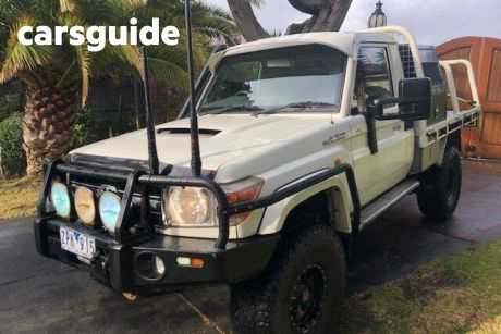 White 2013 Toyota Landcruiser Cab Chassis GXL (4X4)