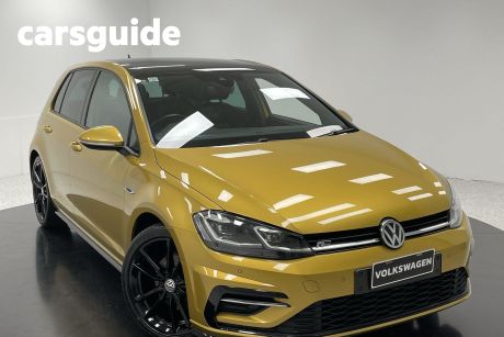 Yellow 2018 Volkswagen Golf Hatchback 110 TSI Highline