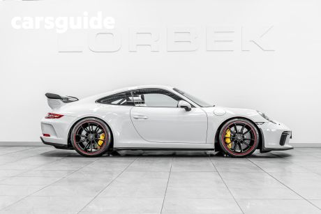White 2019 Porsche 911 Coupe GT3