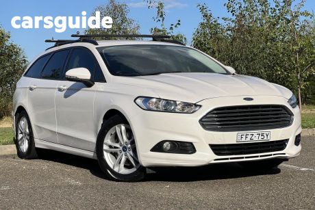 White 2018 Ford Mondeo Hatchback Ambiente