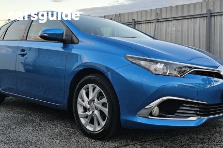 Blue 2017 Toyota Corolla Hatchback Ascent Sport