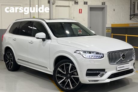 White 2023 Volvo XC90 Wagon Ultimate B6 Geartronic AWD Bright