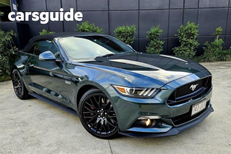 Green 2016 Ford Mustang Convertible GT 5.0 V8