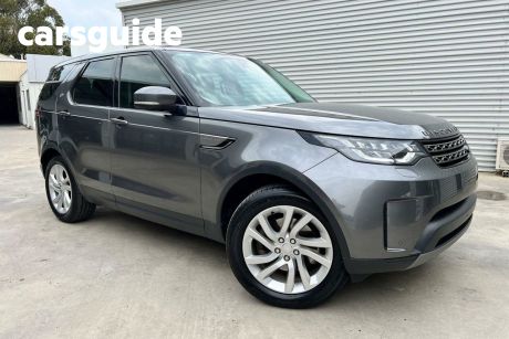 Grey 2018 Land Rover Discovery Wagon TD6 SE