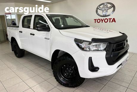 White 2023 Toyota Hilux Ute Tray 4x4 Workmate 2.4L Tual Double