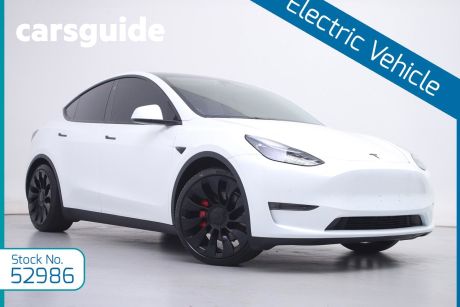 White 2023 Tesla Model Y Wagon Performance