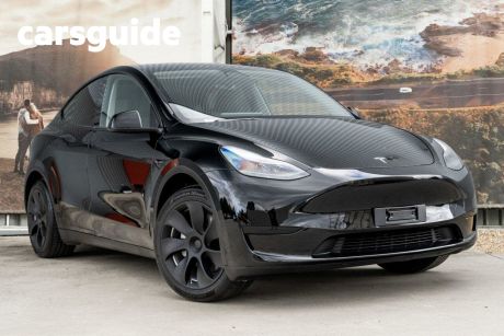 Black 2023 Tesla Model Y Wagon Rear-Wheel Drive