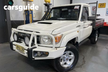 White 2007 Toyota Landcruiser Cab Chassis Workmate (4X4)