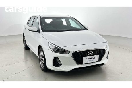 White 2017 Hyundai I30 Hatchback Active