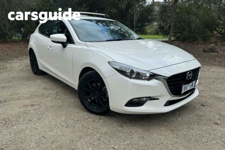 White 2018 Mazda 3 Hatchback NEO Sport (5YR)