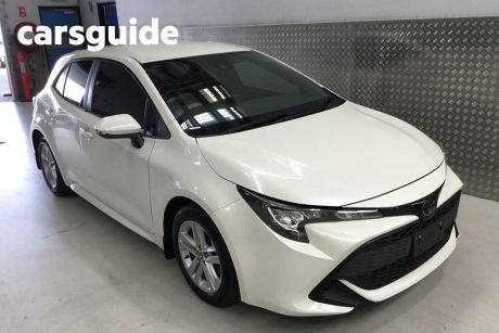 White 2019 Toyota Corolla Hatchback Ascent Sport