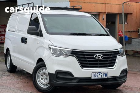 White 2018 Hyundai Iload Van 3S Liftback