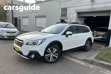 White 2018 Subaru Outback Wagon