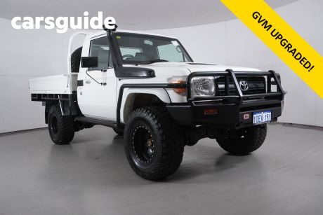 White 2014 Toyota Landcruiser Cab Chassis Workmate (4X4)