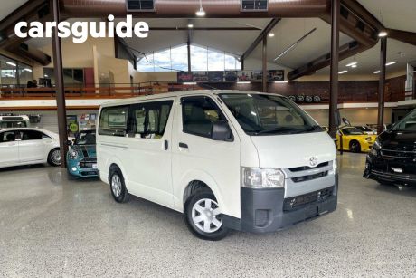 White 2018 Toyota HiAce Commercial DX GDH201 (ZX000973)
