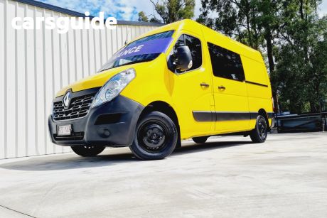 Yellow 2018 Renault Master Commercial