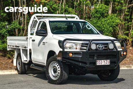 White 2019 Toyota Hilux Cab Chassis SR (4X4)